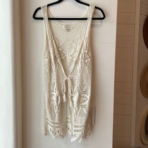 Tamara Cruz cover up